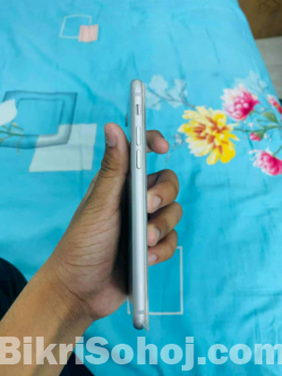 I phone 8